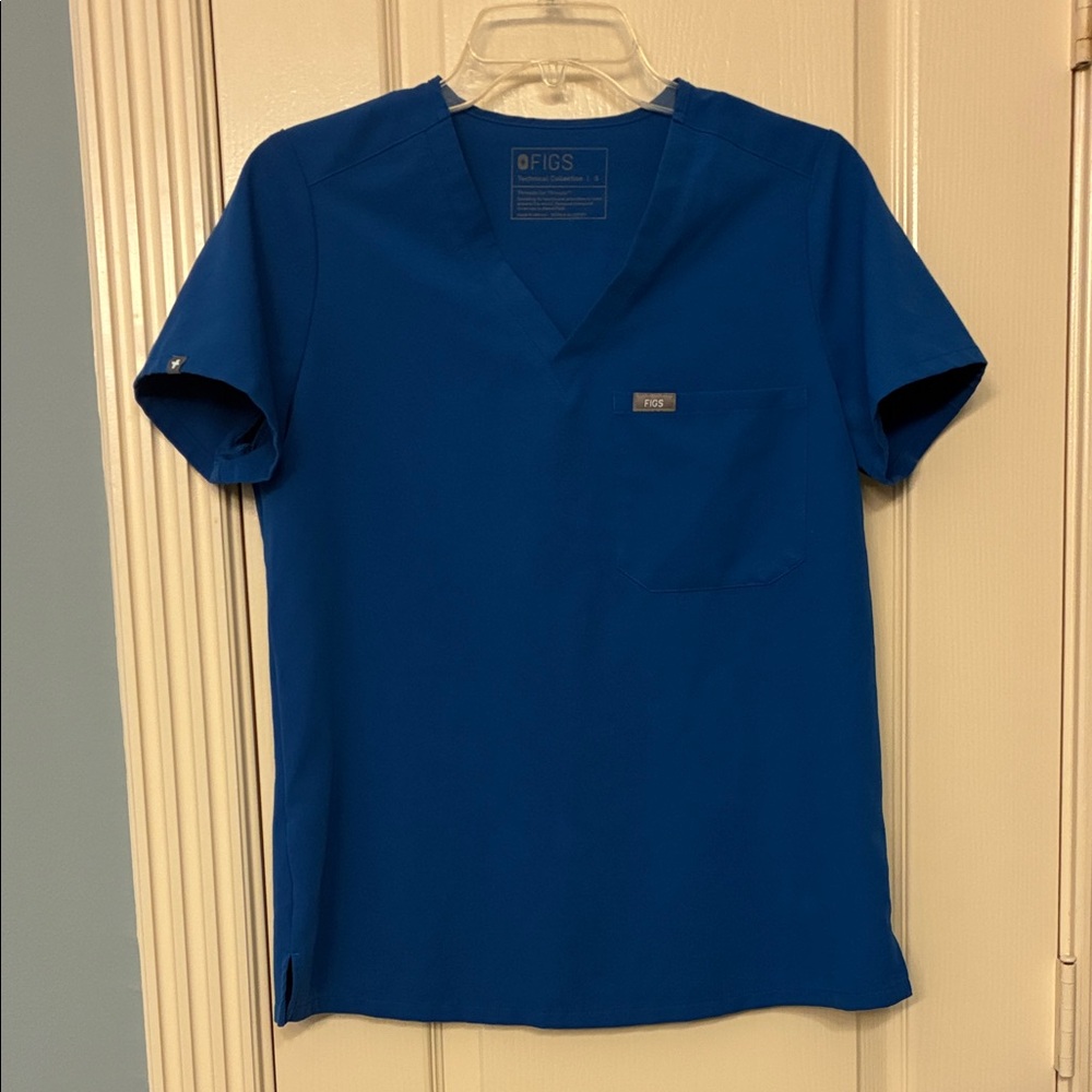 Figs Women’s Blue Scrub Top